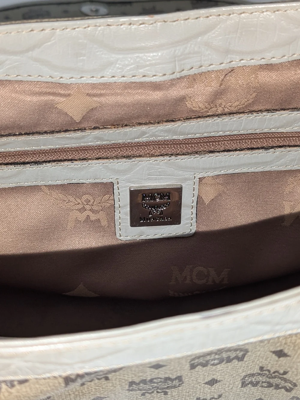 MCM visetos large